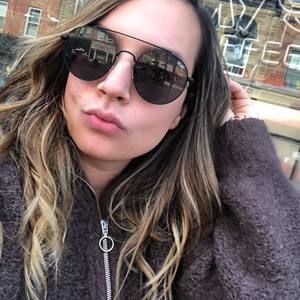 Meet your Posher, Alexandra